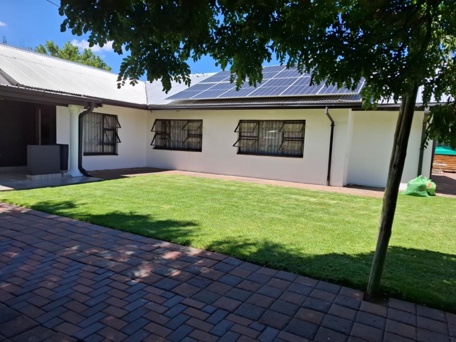 5 Bedroom Property for Sale in Hospitaalpark Free State